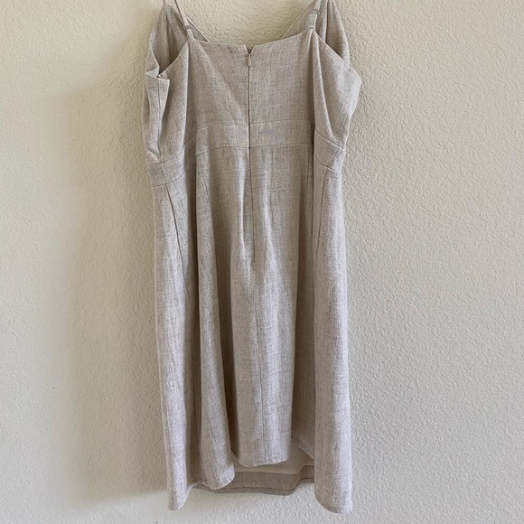 Grade and Gather Burlap Dress - Picture 2 of 4